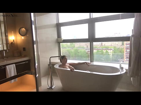 ❤️ Geweldige babe Hertstochtlik rukt har kut yn 'e badkeamer ❤ Just porno by wy ️❤